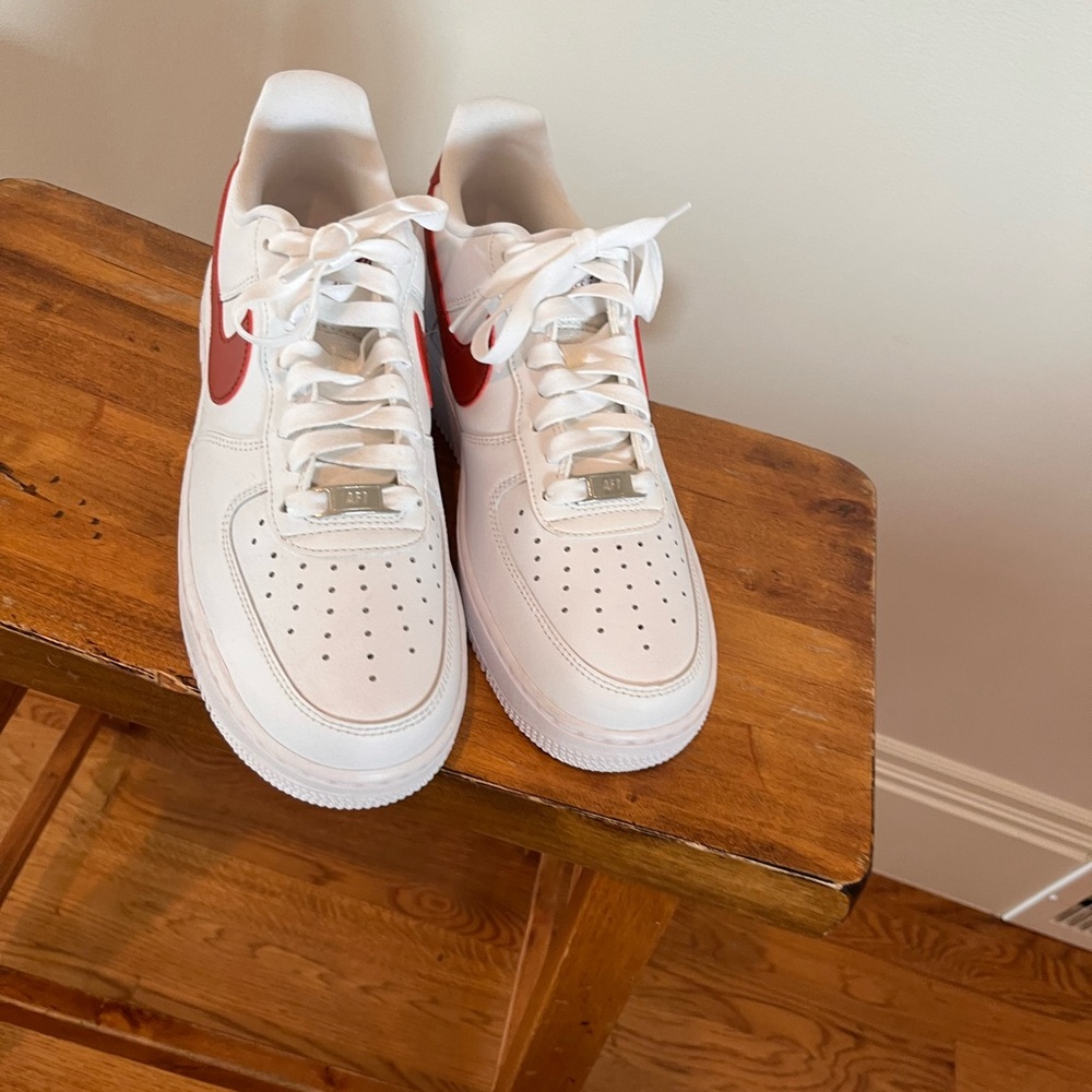 Nike Air Force 1  -  Red and white. NWOT - Picture 4 of 7
